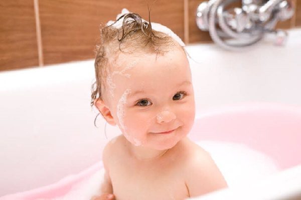Ребенок боится мыть голову - что делать и как правильно мыть голову ребенку 